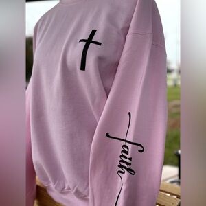 *NEW* Faith Cross pink Crewneck Sweater